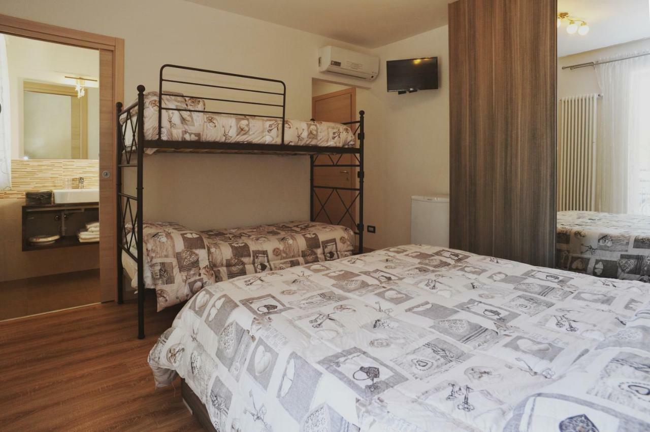 Hotel La Casa Dei Nonni Sul Garda Peschiera del Garda Exterior foto